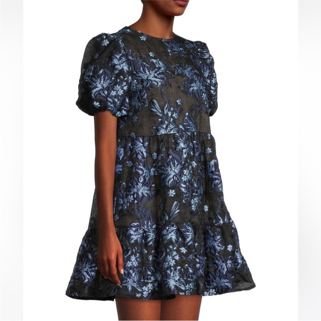 Elliatt Cocktail Minidress Liberty Assent Floral Jacquard Dress Medium